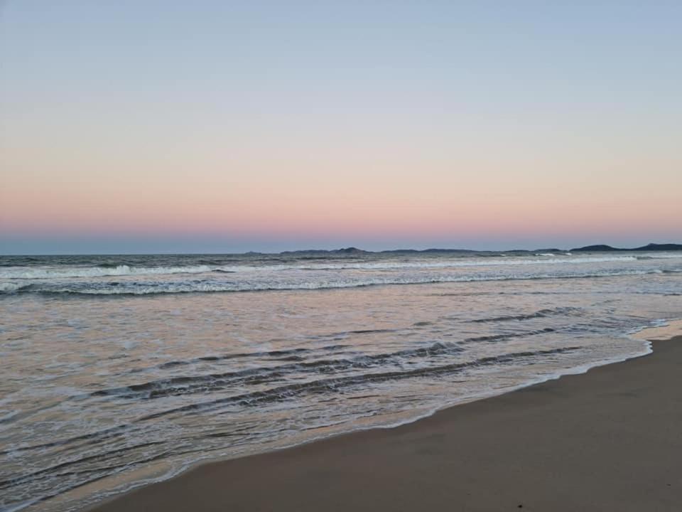 Apartamento Vista Mar - Pe Na Areia Cabo Frio Luaran gambar