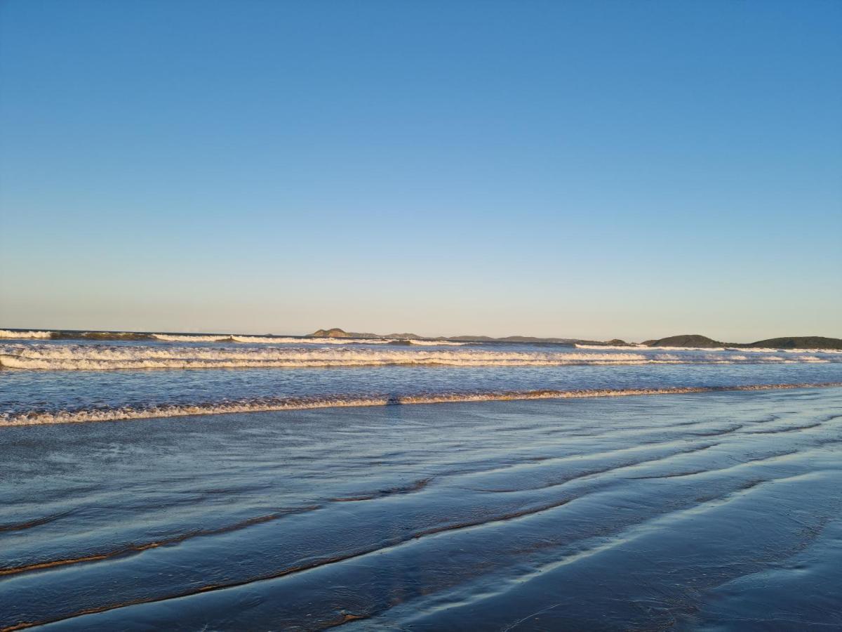 Apartamento Vista Mar - Pe Na Areia Cabo Frio Luaran gambar